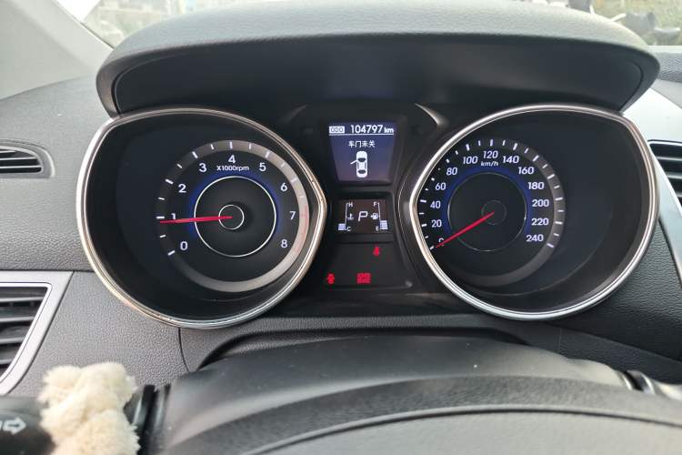 Used Hyundai Elantra (5th Generation / Langdong) 2016 1.6L Automatic Prestige Model
