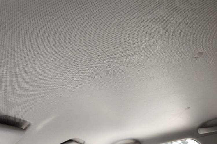 Used Wuling Hongguang MINIEV 2021 Macaron Premium Model – Lithium-NMC Headliner