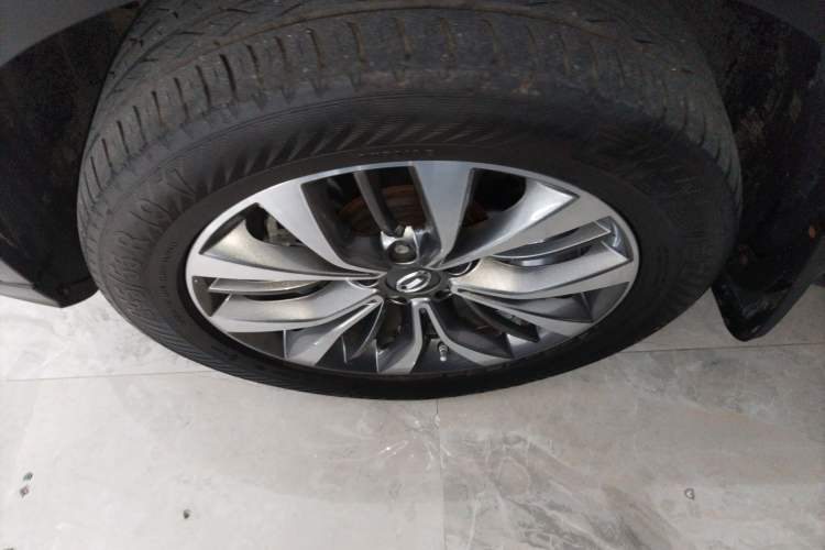 Used GAC Trumpchi GS8 2017 320T Two-Wheel Drive Luxury Smart Connectivity Version (7 Seats)
