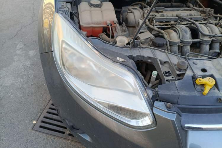 Used Ford Focus 2012 Sedan 1.6L Automatic Comfort Model
