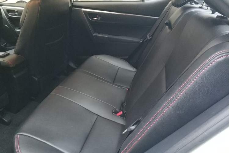 Used Toyota Levin 2017 Revised Version 185T CVT New Sharp Edition China V Standard
