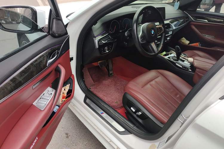 Used BMW 5 Series 2019 530Li xDrive M Sport Package Driver Seat