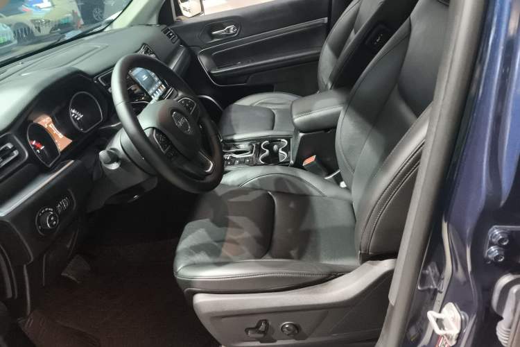 Used Jeep Grand Commander 2022 2.0T Four-Wheel Drive Luxury Edition
