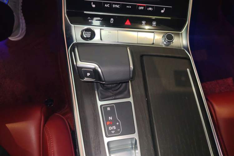 Used Audi A6L 2024 45 TFSI quattro Prestige Dynamic Edition Gear Lever