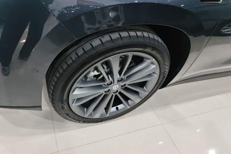 Used Leapmotor C16 2026 Extended-Range 280 LiDAR Zhizun Edition 5 Seats