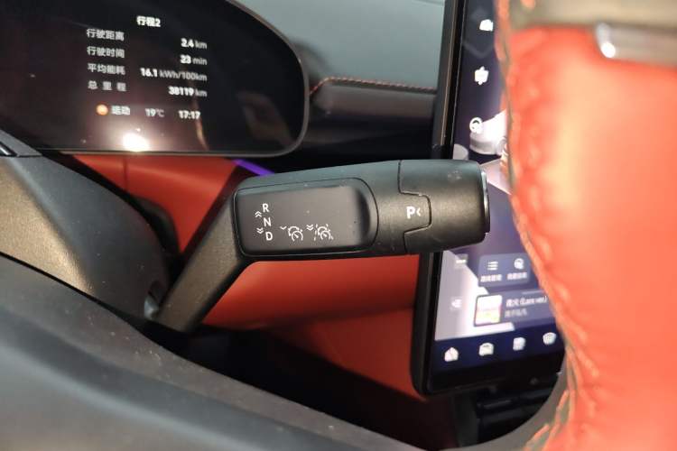 Used Zeekr 007GT 2025 Long-Range Rear-Wheel Drive Intelligent Driving Version 100 kWh Gear Lever