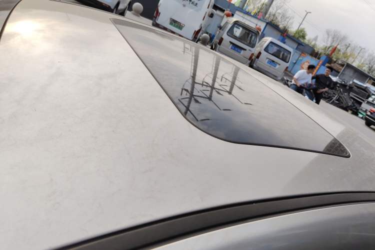 Used Geely Auto Emgrand GL 2017 1.8L DCT Elite Model Roof