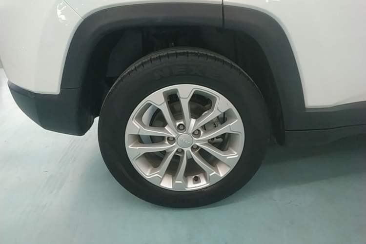 Used Jeep Compass 2021 220T Automatic Leading Edition
