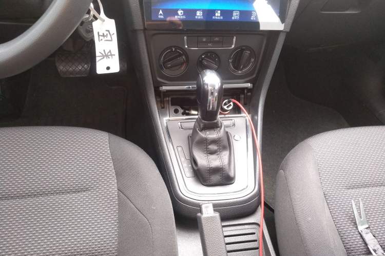 Used Volkswagen Bora 2018 1.5L Automatic Fashion Model Gear Lever