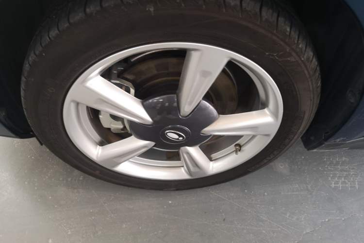 Used ORA Good Cat 2023 401 km Standard Range Luxury Version Lithium Iron Phosphate
