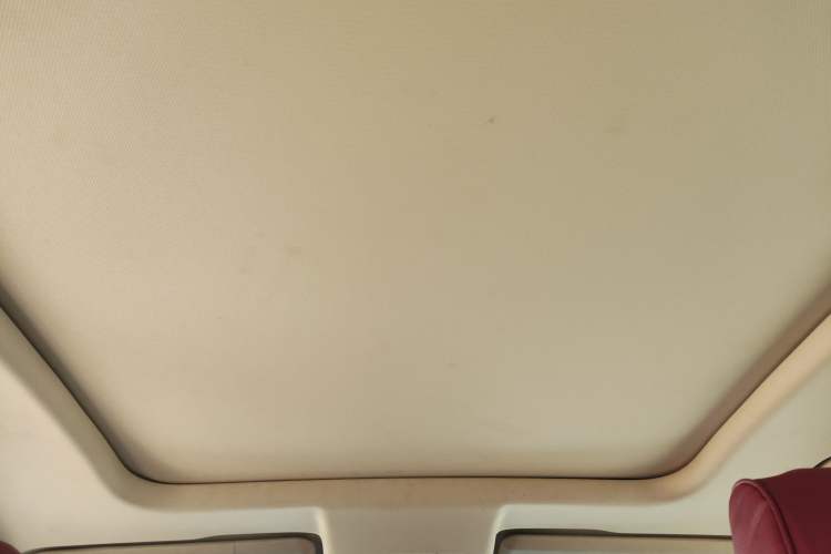 Used Bestune T77 2019 Facelift 230 TID Automatic Luxury Version China V Emission Standard
