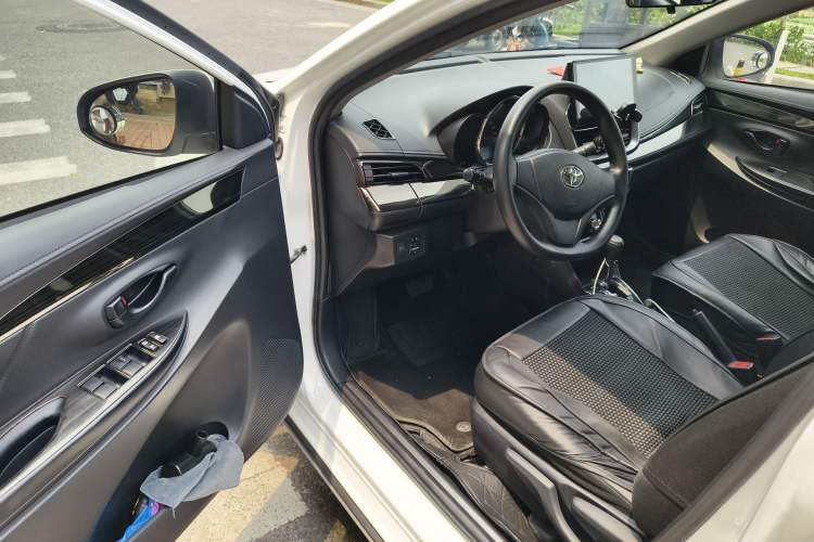 Used Toyota YARiS L Zhi Xuan 2020 X-Trail X 1.5L CVT Leading Edition Driver Seat