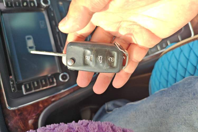 Used Volkswagen Passat 2011 2.0 TSI DSG Premium Edition Vehicle Key