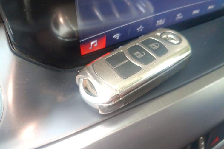 Used Mazda Atenza 2017 2.5L Blue Sky Prestige Edition Vehicle Key