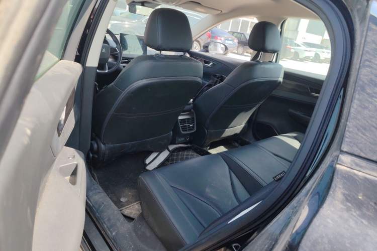 Used Hongqi E-QM5 2021 Charging Version Flagship Edition Left Rear Seat