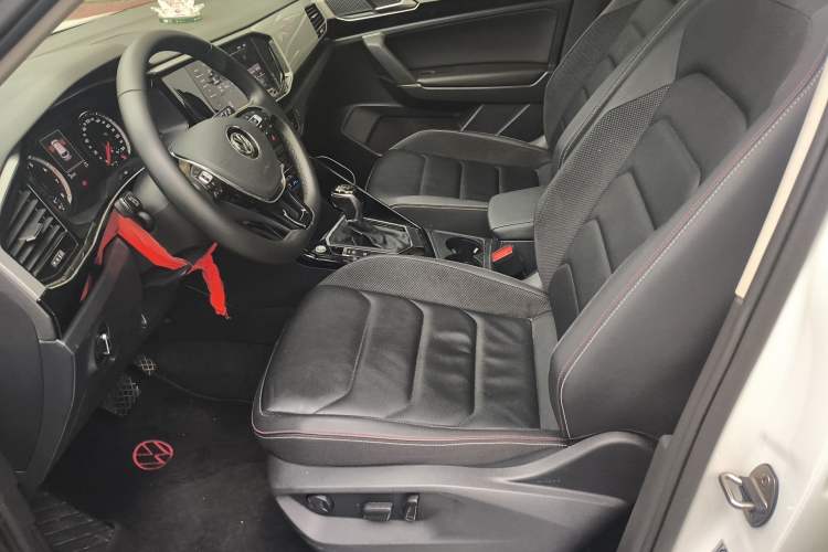 Used Volkswagen Tayron 2020 280TSI Two-Wheel Drive Luxury Connect Edition Left Front Seat