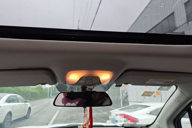 Used GAC Trumpchi GS4 2017 235T Manual Two-Wheel Drive Luxury Edition Headliner