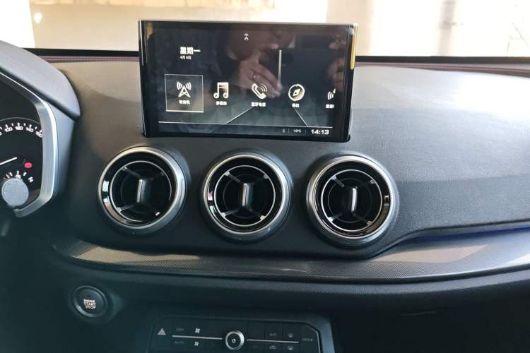 Used Wey VV5 2017 2.0T Ultra-Luxury Version
