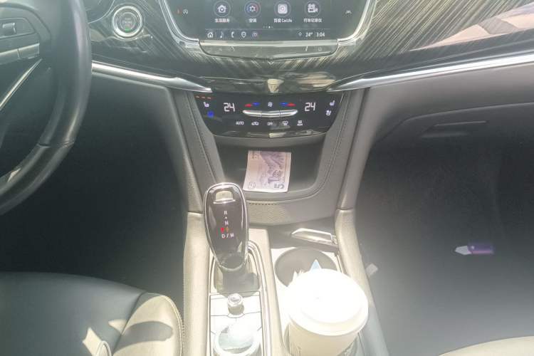 Used Cadillac XT6 2022 2.0T 7-Seater Four-Wheel Drive Luxury Version
