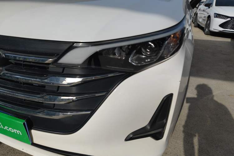 Used GAC Trumpchi M6 2019 270T DCT Luxury Edition (7-seater) China VI