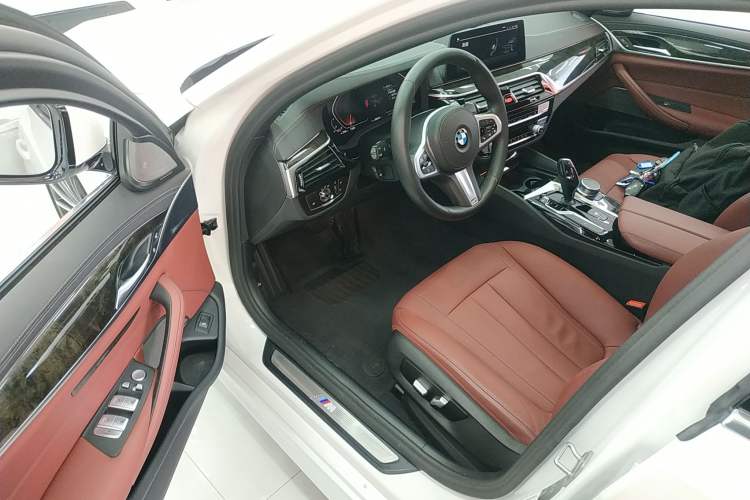 Used BMW 5 Series 2020 530Li Leading Model M Sport Package
