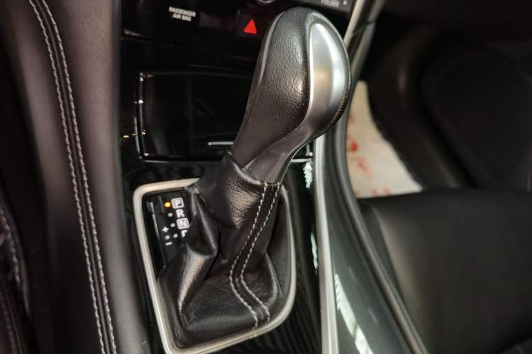 Used Infiniti Q50L 2016 2.0T Comfort Edition Gear Lever