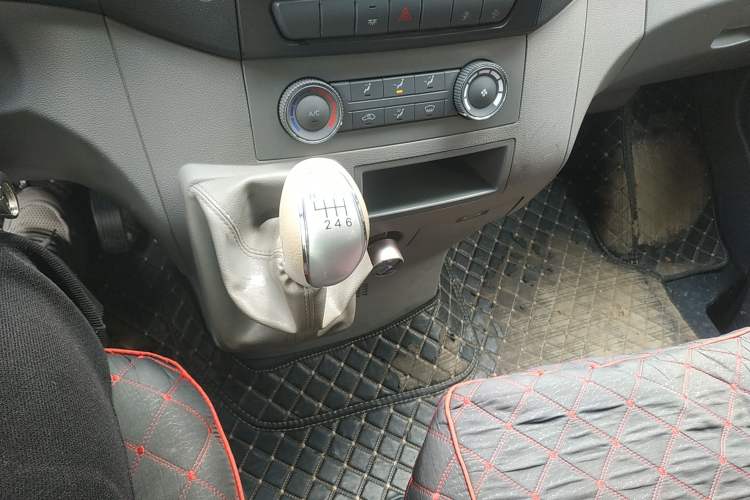 Used JAC Sunray 2021 2.0T 5-Series Star Express 6/7-Seater High-Roof D20TCIF1