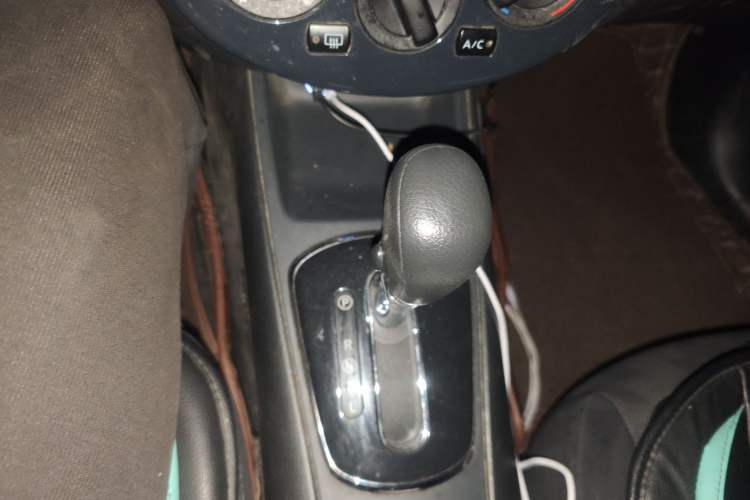 Used Nissan Tiida 2014 1.6L CVT Comfort Model