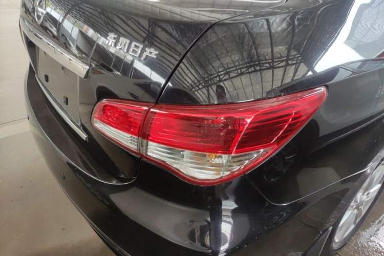 Used Nissan Sylphy 2012 Classic 1.6XE Automatic Comfort Edition Right Rear Taillight