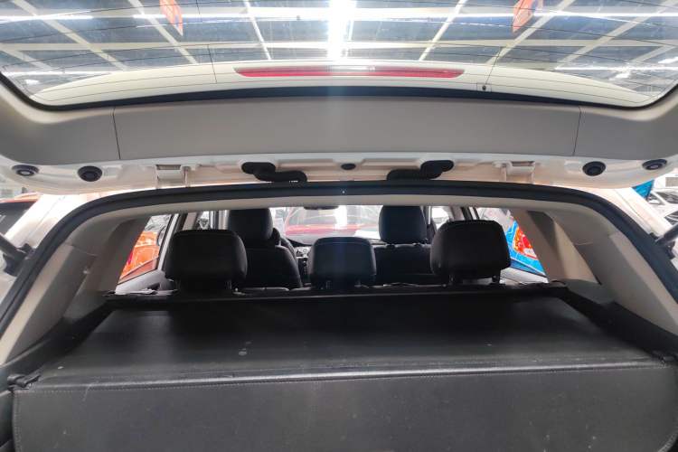 Used Zotye T600 2016 1.5T Manual Luxury Model Trunk