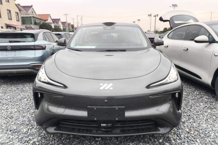 Used IM LS6 2023 Max Standard Edition
