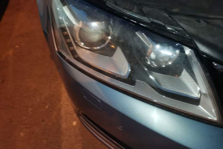 Used Volkswagen Magotan 2012 Travel Edition 2.0 TSI Luxury Version