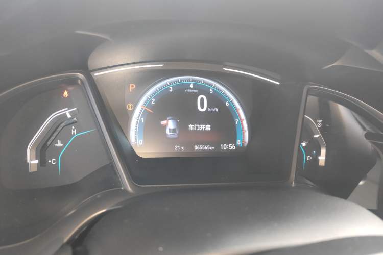 Used Honda Civic 2021 HATCHBACK 220TURBO CVT Dynamic Control