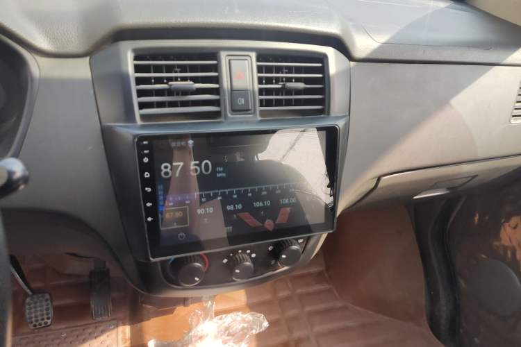 Used Wuling Rongguang 2019 1.2L S Van Standard Model with 5 Seats
