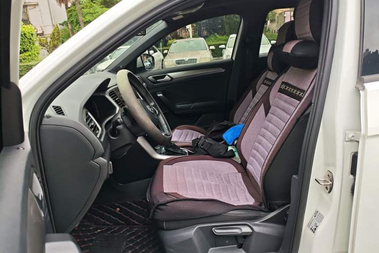 Used Volkswagen T-ROC 2020 280TSI DSG Two-Wheel Drive R-Line Pro