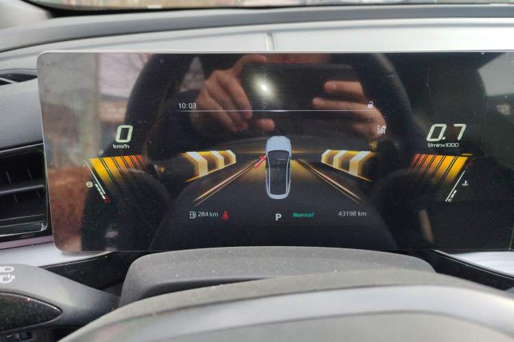 Used MG 5 Scorpio 2022 1.5T Trophy Sport Luxurious Edition
