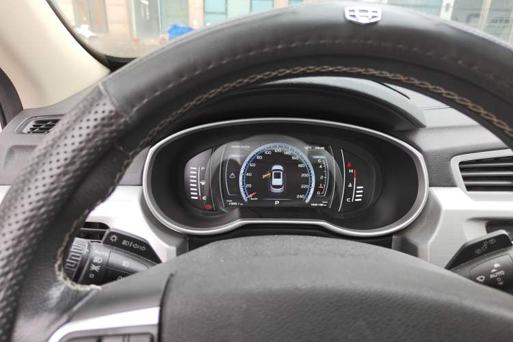 Used Geely Auto Emgrand X7 Sport 2016 1.8TD Automatic ZhiZun Version