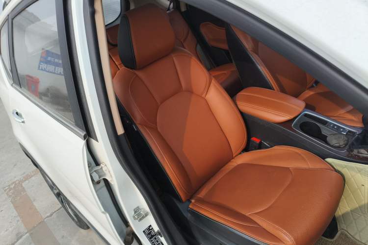 Used Baojun 560 2017 Rhythmic Edition 1.5T Manual Premium Model