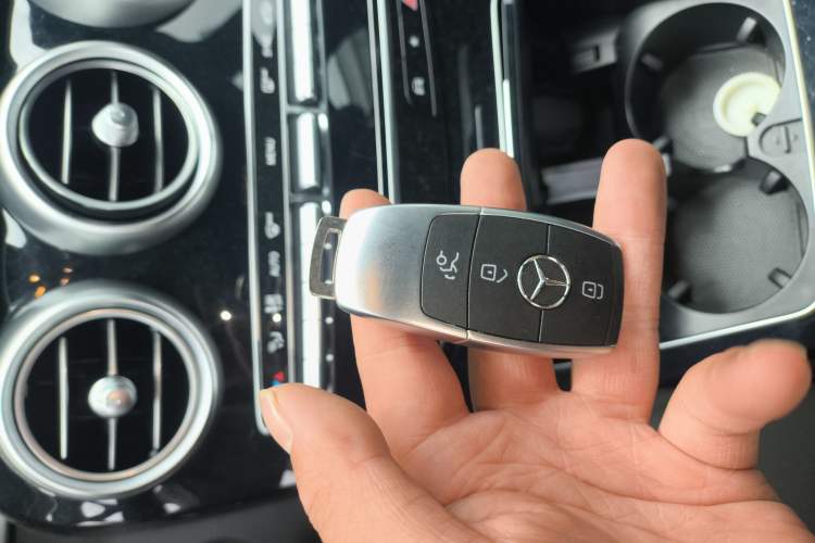 Used Mercedes-Benz GLC 2020 GLC 260 L 4MATIC Dynamic Model