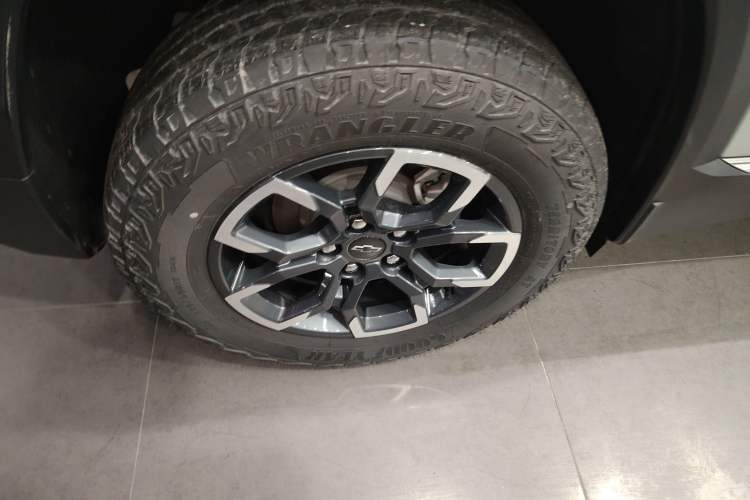 Used Chevrolet Equinox Plus 2024 155km ACTIV Ultimate Edition