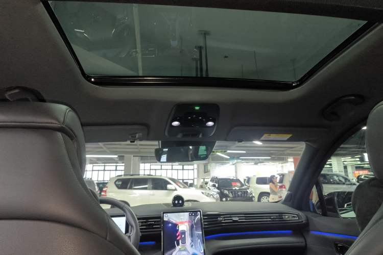 Used Nio ES6 2020 420 km Sport Edition Headliner