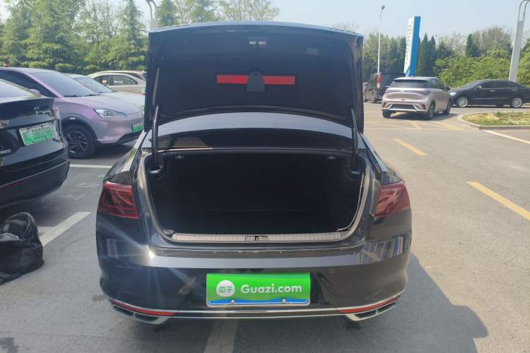 Used Volkswagen Magotan 2023 2 Million Units Limited Edition 330TSI DSG Leading Version Trunk