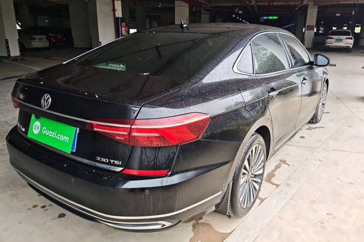 Used Volkswagen Passat 2019 330TSI Luxury Edition China VI Standard