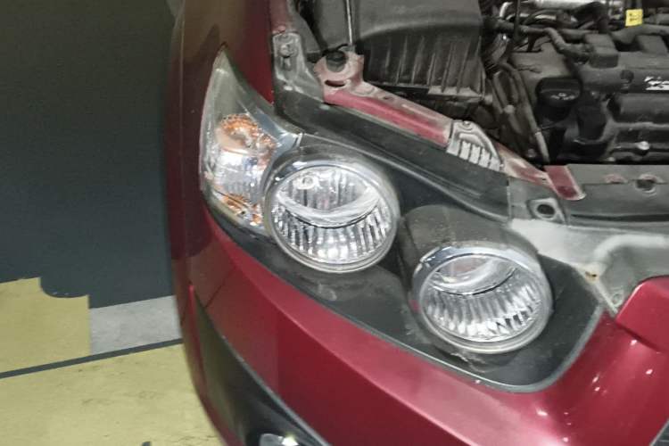 Used Chevrolet Aveo Sonic 2011 Sedan 1.4L Manual Transmission SE
