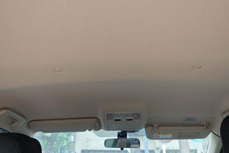 Used Toyota Highlander 2018 2.0T Two-Wheel Drive Elite Edition 7 Seats Emission Standard China V Headliner