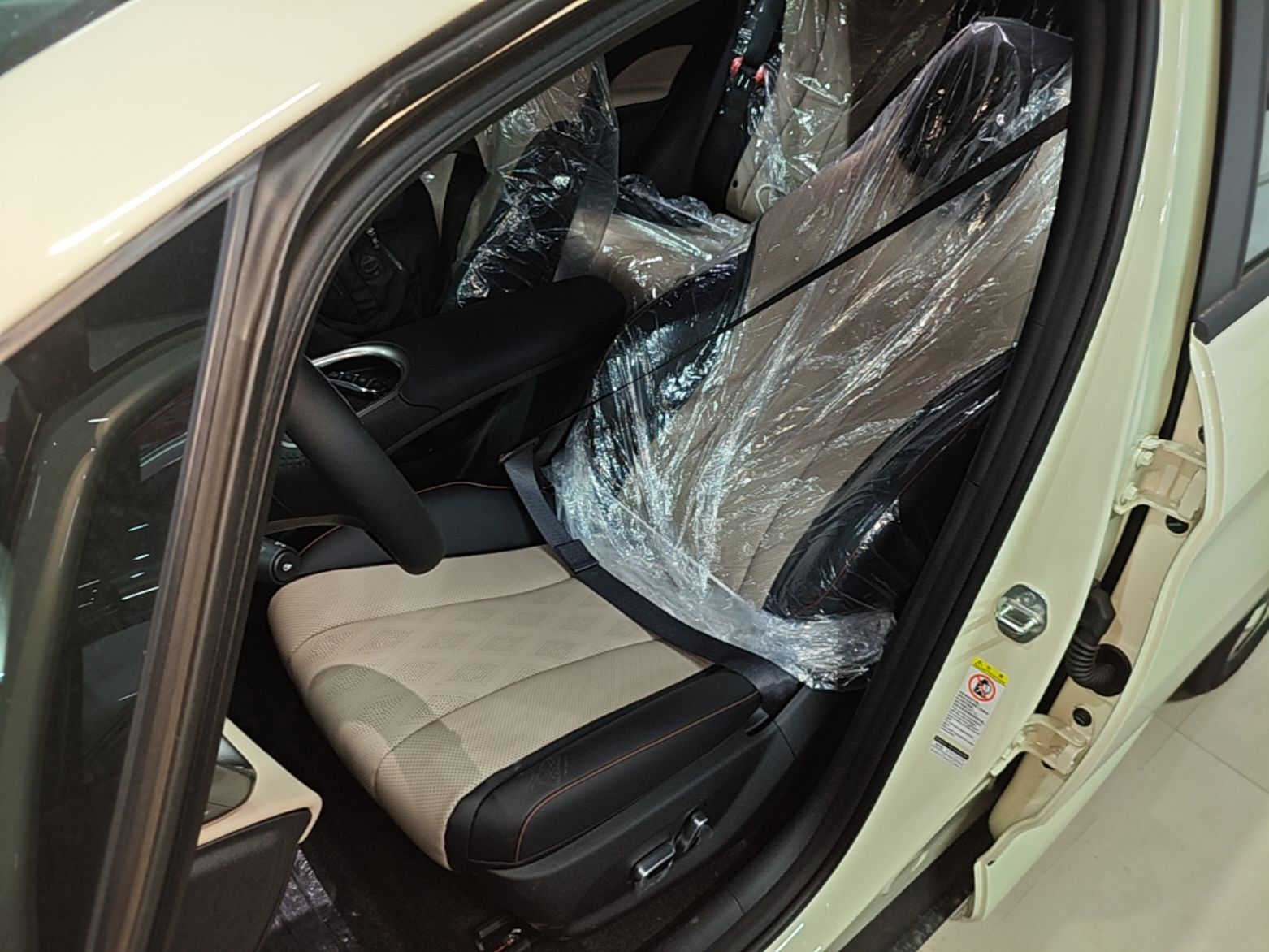 BYD Dolphin 2025 420km Free Edition — снимка 17