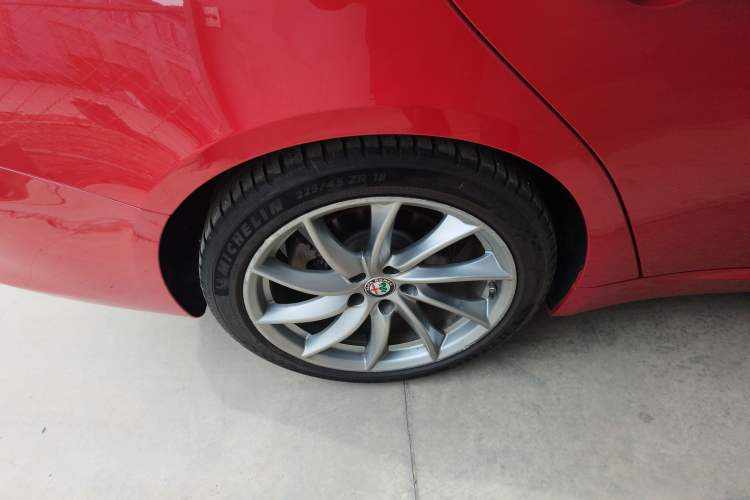 Used Alfa Romeo Giulia 2017 2.0T 200HP Luxury Edition