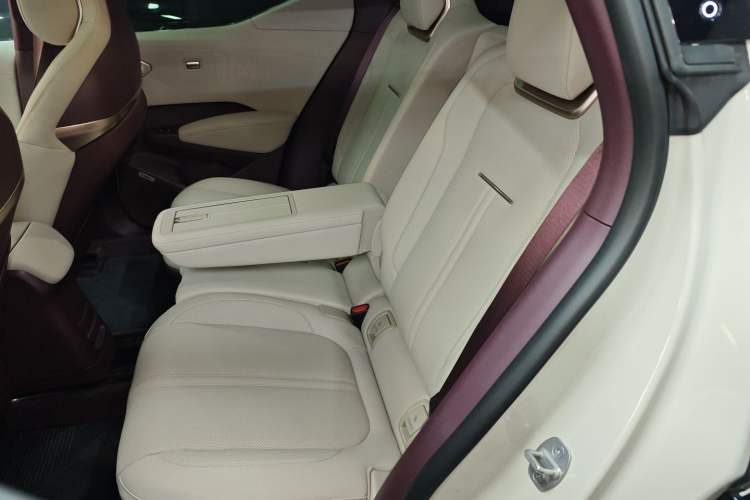 Used Zeekr X 2025 Four-Seater Rear-Drive Cube Version
