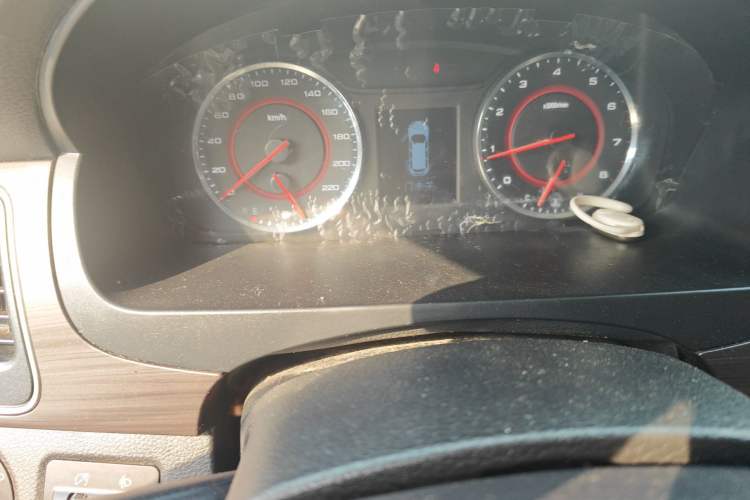 Used SAIC MAXUS G10 2019 PLUS 2.0T Automatic Elite Edition China VI Standard
