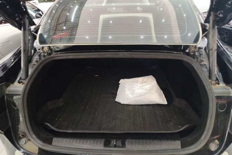 Used XPeng P7 2024 P7i 550 Pro